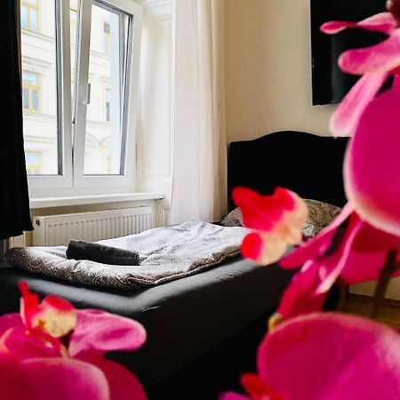 Family Apartment Th8 8 Vienna Esterno foto