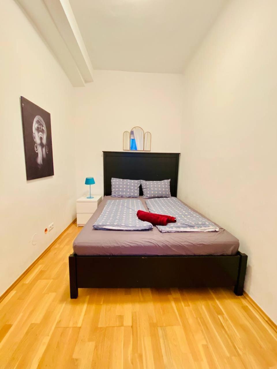 Family Apartment Th8 8 Vienna Esterno foto