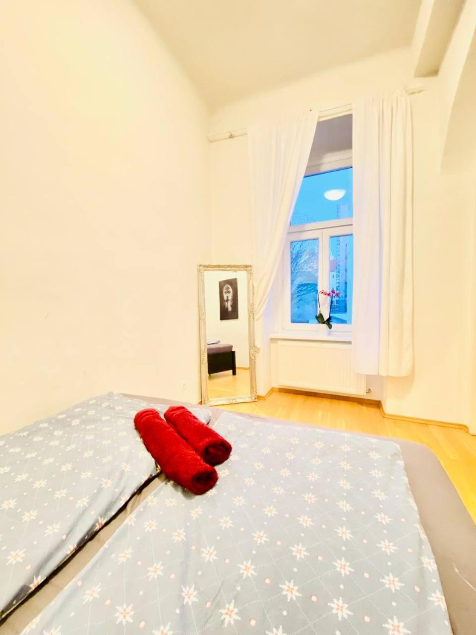 Family Apartment Th8 8 Vienna Esterno foto