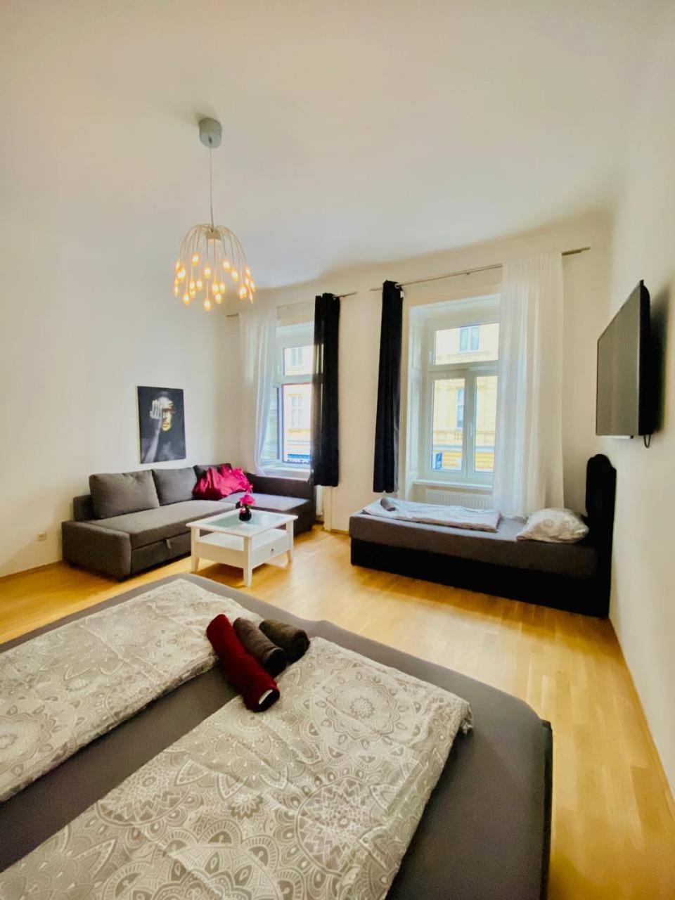 Family Apartment Th8 8 Vienna Esterno foto