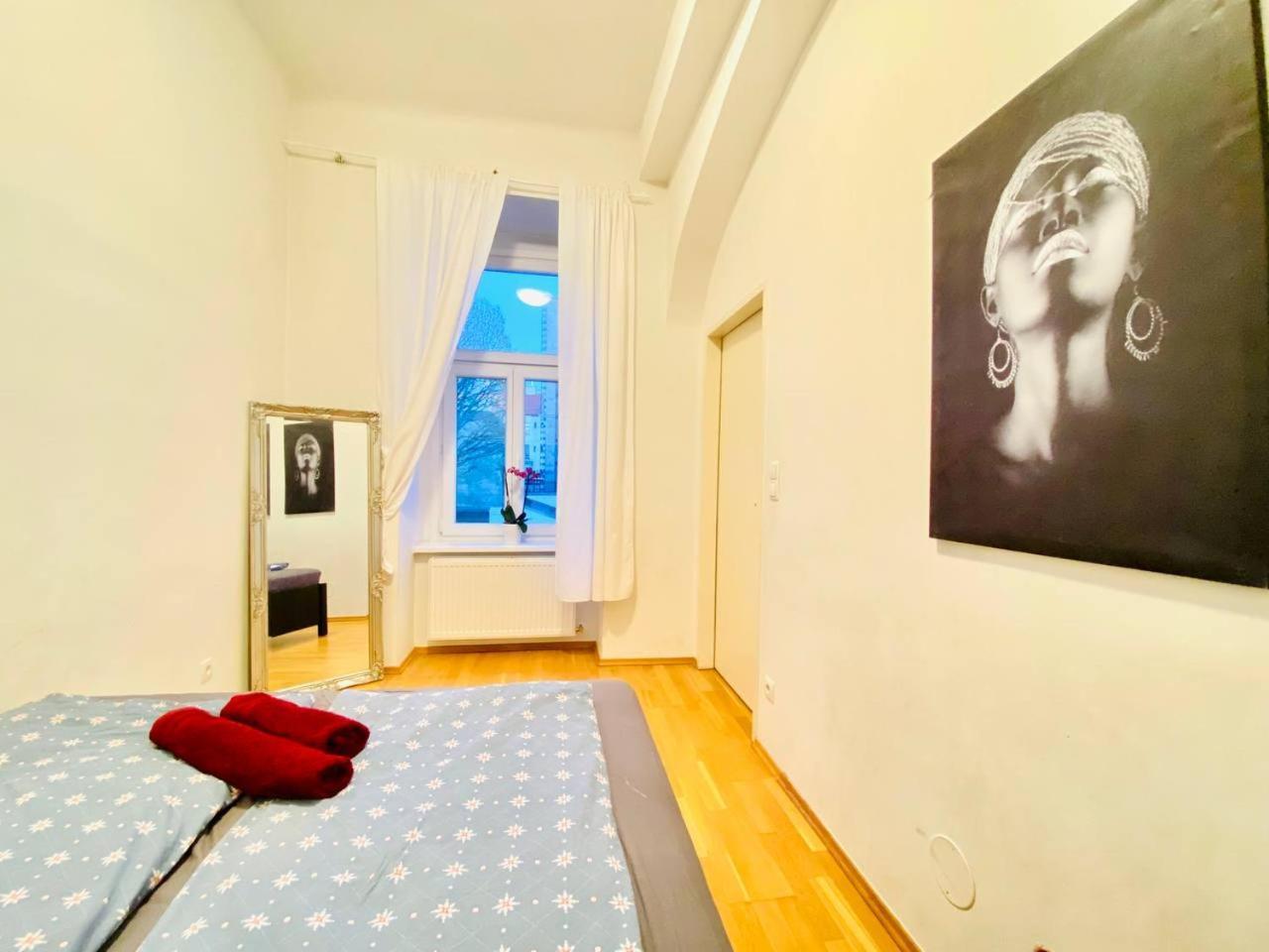 Family Apartment Th8 8 Vienna Esterno foto