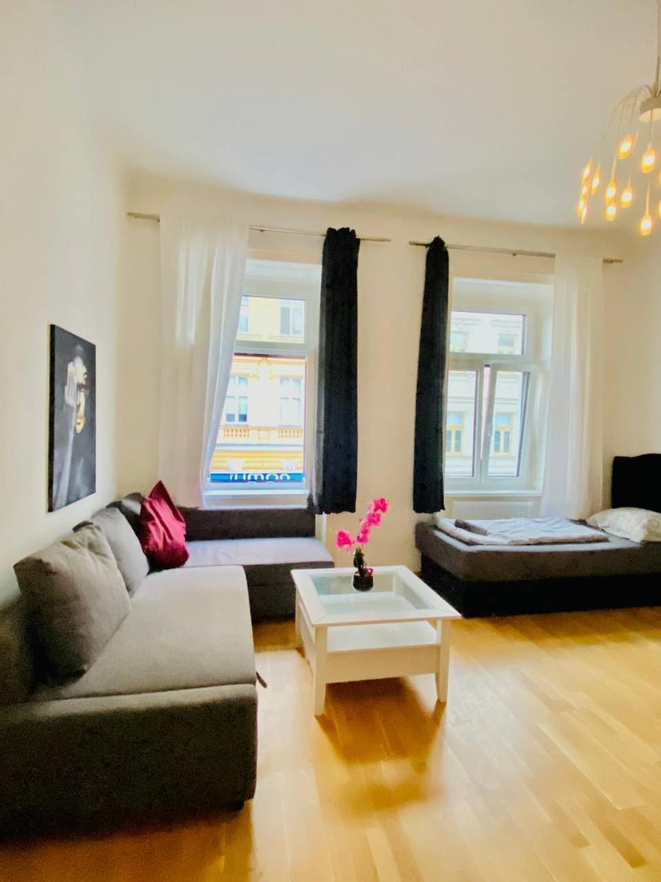 Family Apartment Th8 8 Vienna Esterno foto