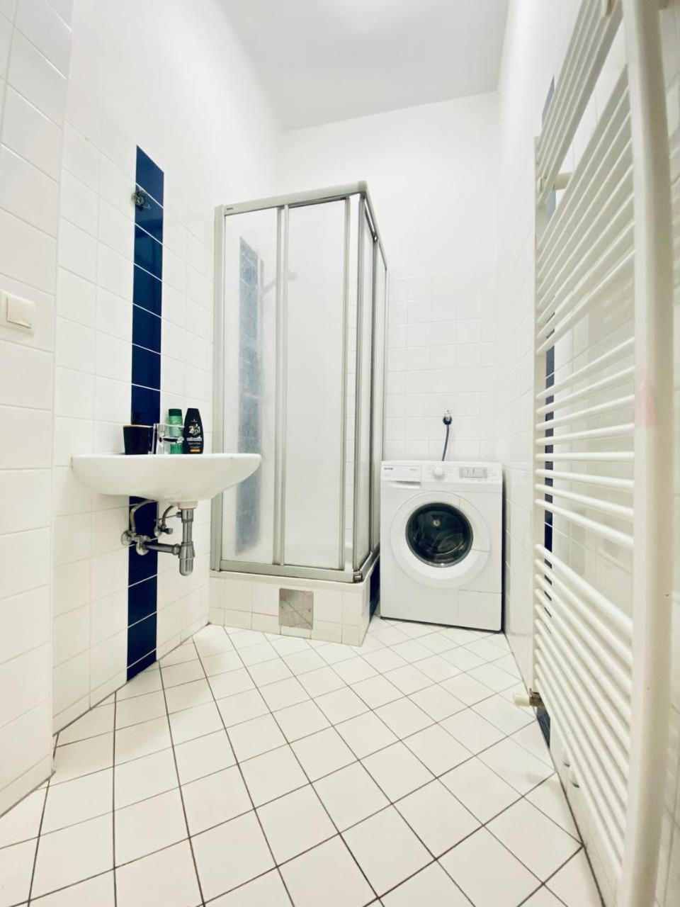 Family Apartment Th8 8 Vienna Esterno foto
